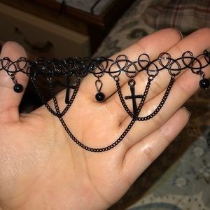 Cross Choker